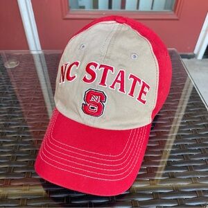 Fan Favorite red tan NC State baseball cap hat OS New